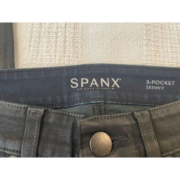 Spanx | Women's 5 Pocket  Shiny Black‎ Skinny Jeans | sz 28 - Picture 3 of 6